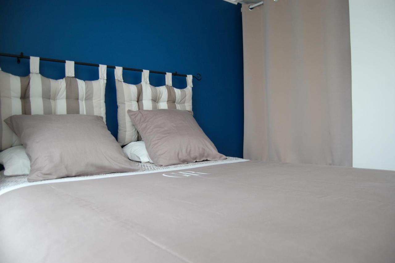 Le Comptoir Des Ecoliers Bed & Breakfast Gemozac Ngoại thất bức ảnh